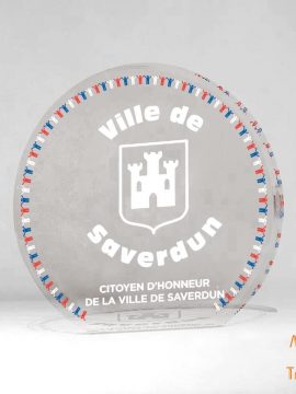 Trophée plexiglas 100% made in France sur mesure deal toys tombstone Mairie