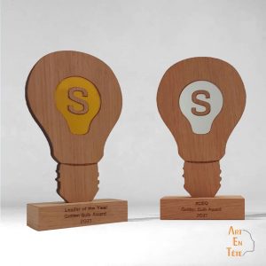 Trophée bois ampoule 100% made in France idée sur mesure