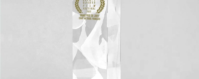 Trophée sur mesure plexiglas made in France