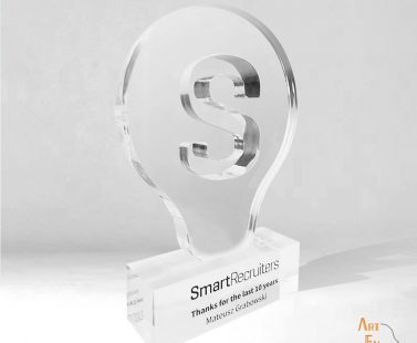 Trophées Anniversaire 100% made in France sur mesure