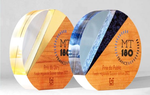 création trophées sur mesure