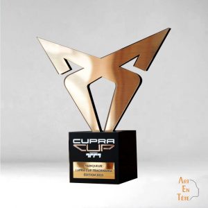 création trophée sur mesure
