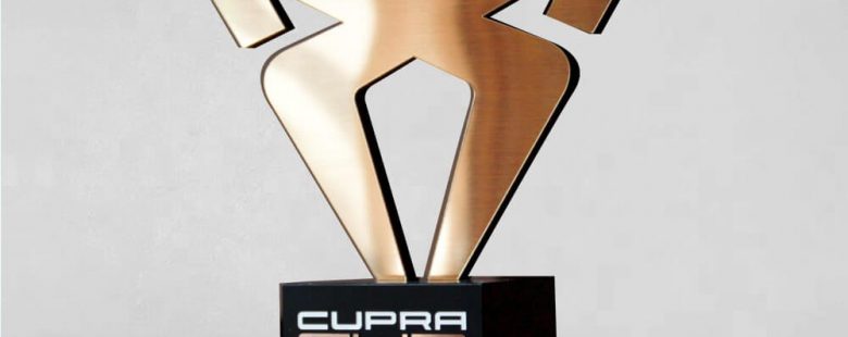 création trophée sur mesure