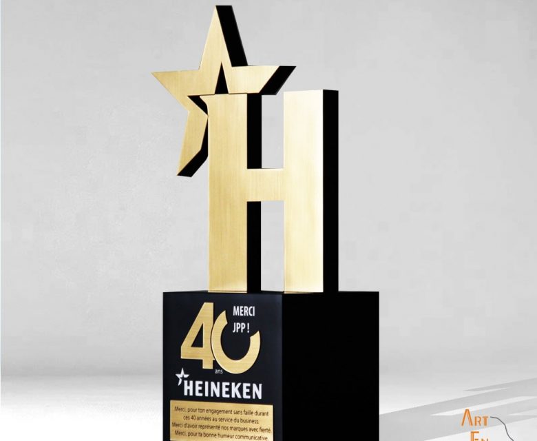 trophée honorifique sur mesure