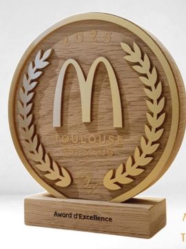 création trophées sur mesure