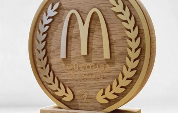 création trophées sur mesure