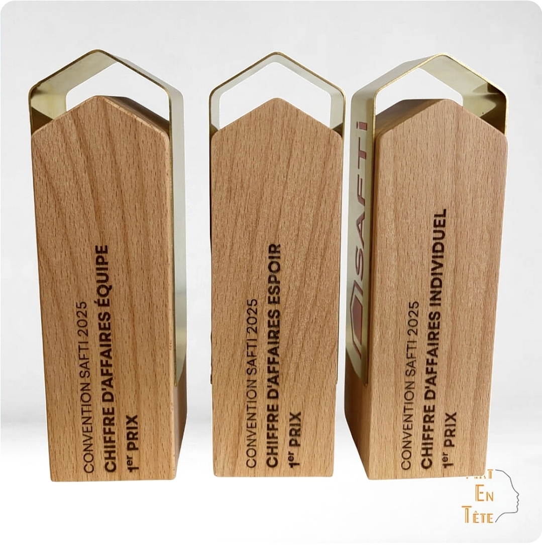 création trophée bois laiton