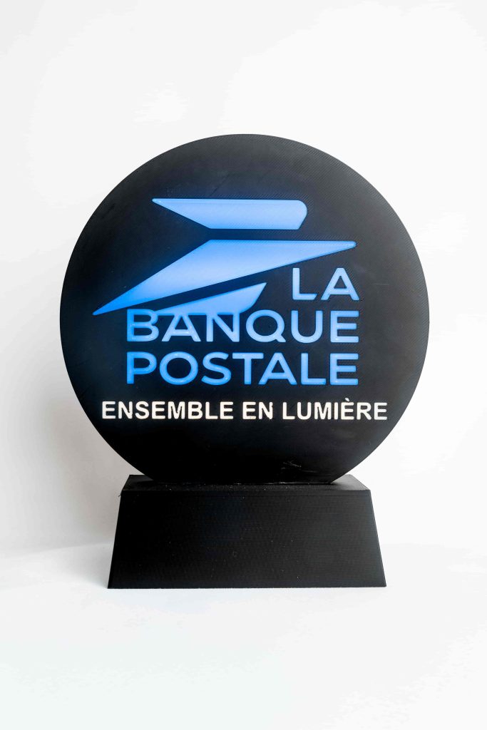trophée lumineux sur mesure