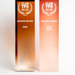 Trophées en plexiglas sur mesure