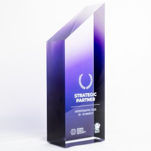 trophée en plexiglas sur mesure