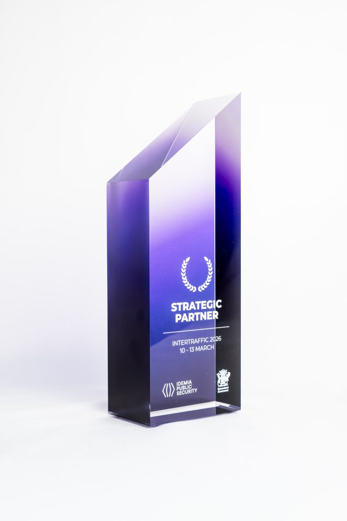 trophée en plexiglas sur mesure