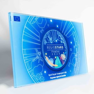 Trophée en plexiglas sur mesure