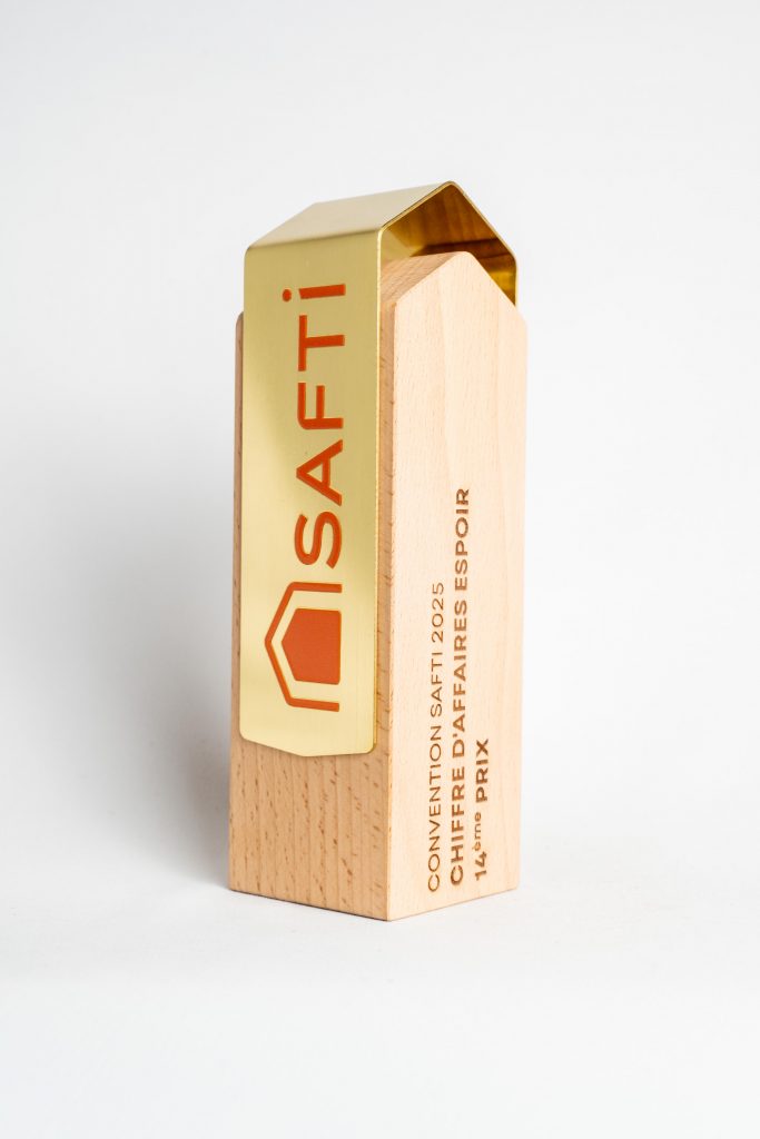 création trophées sur mesure