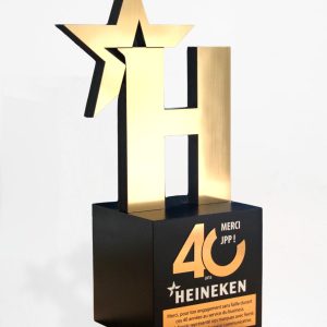 création trophées sur mesure